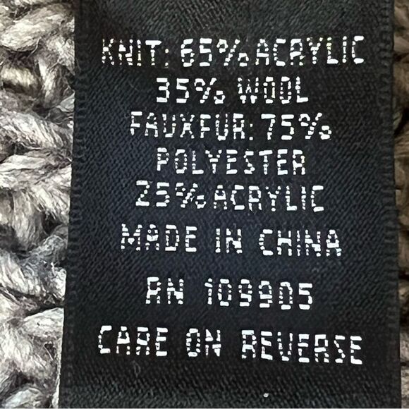 Sioni Wool Blend Faux Fur Long Sleeveless Cardigan Button Vest Size XL - Picture 12 of 15